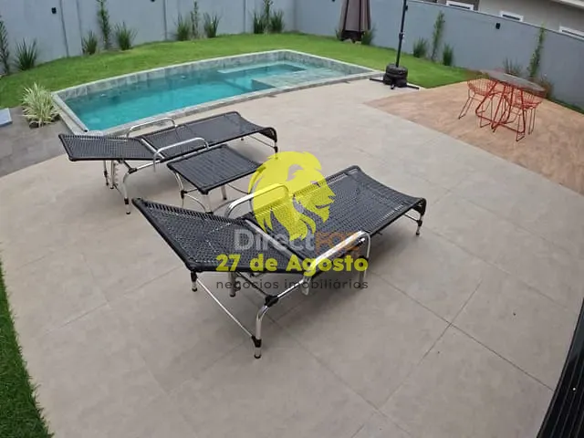 Casa com 360m² 4 quartos e 4 banheiros, à venda, no bairro Lancaster em Foz do Iguaçu