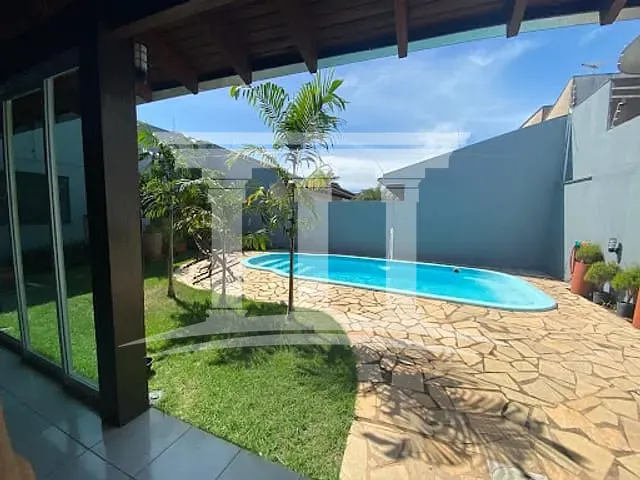 Casa com 334m² 2 quartos e 2 banheiros, à venda, no bairro Residencial Florença em Sinop