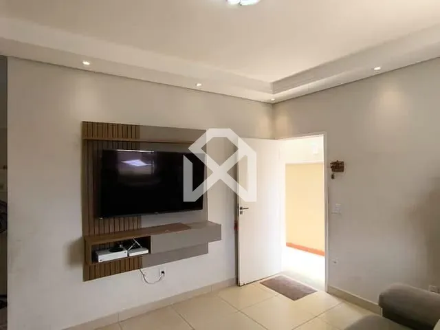 Casa com 150m² 3 quartos e 4 banheiros, à venda, no bairro Jardim Maristela em Atibaia