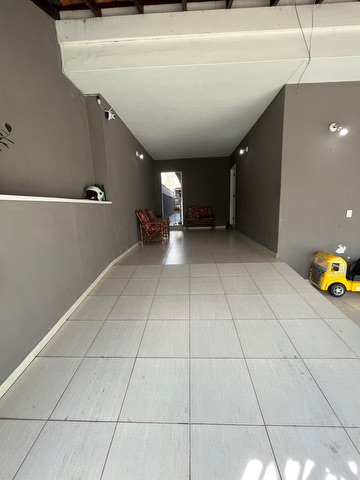 Casa com 208m² 3 quartos e 1 banheiro, à venda, no bairro Jardim Merci II em Jundiaí