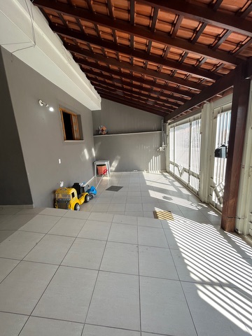 Casa com 208m² 3 quartos e 1 banheiro, à venda, no bairro Jardim Merci II em Jundiaí