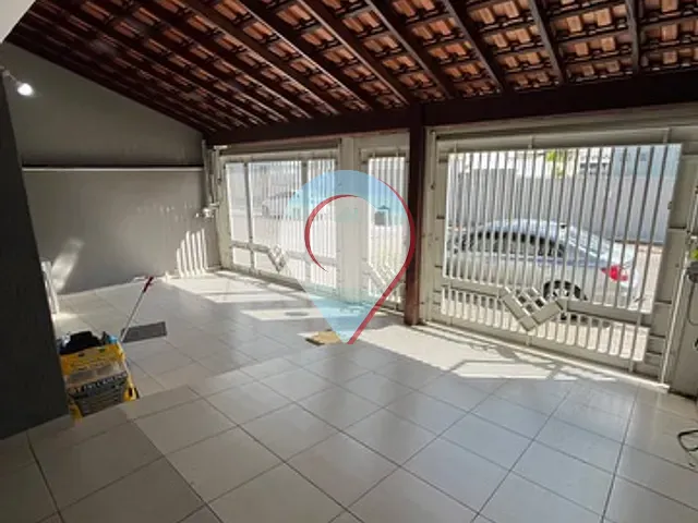 Casa com 208m² 3 quartos e 1 banheiro, à venda, no bairro Jardim Merci II em Jundiaí