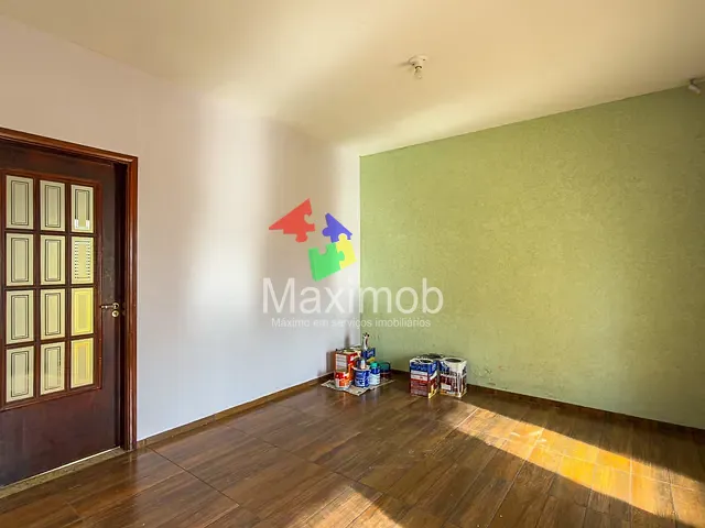 Casa com 230m² 3 quartos e 2 banheiros, para alugar, no bairro Santa Cruz em Itapira