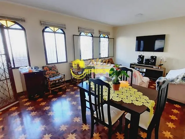 Casa com 250m² 3 quartos e 1 banheiro, à venda, no bairro Parque Universitario de Viracopos em Campinas