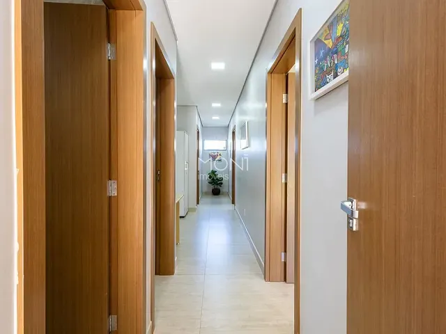 Casa 4 quartos e 4 banheiros, à venda, no bairro Park Way em Brasília