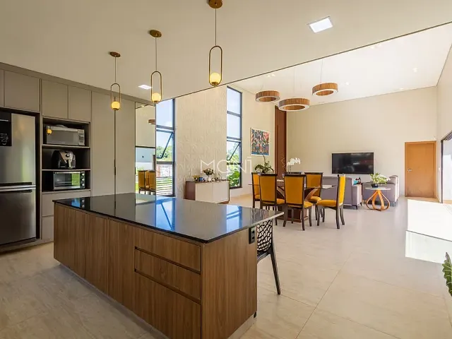 Casa 4 quartos e 4 banheiros, à venda, no bairro Park Way em Brasília