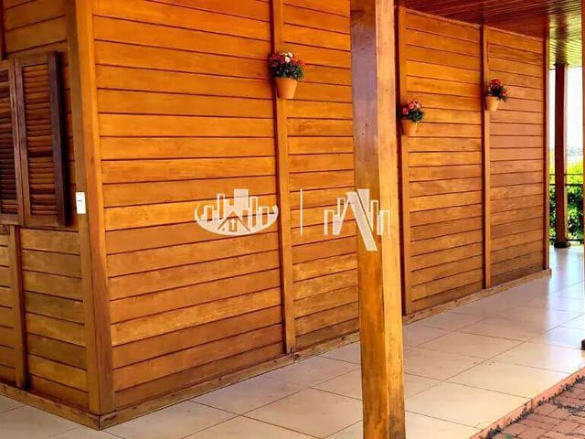 Casa com 821m² 4 quartos e 3 banheiros, à venda, no bairro Paranagi em Sertaneja