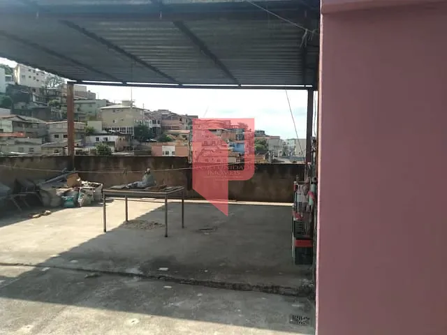 Casa 4 quartos e 2 banheiros, à venda, no bairro Aparecida em Belo Horizonte