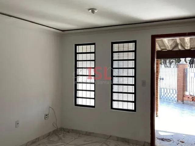 Casa com 261m² 3 quartos e 2 banheiros, à venda, no bairro Vila Perseu Leite de Barros em Campinas