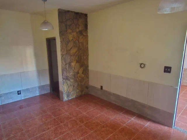 Casa 1 quarto e 1 banheiro, para alugar, no bairro Centro em Vassouras