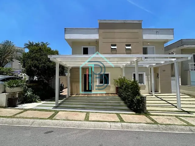 Casa com 312m² 3 quartos e 2 banheiros, à venda, no bairro Paisagem Renoir em Cotia