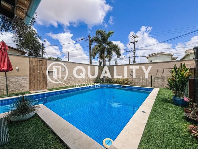 Casa com 400m² 4 quartos e 5 banheiros, à venda, no bairro Lagoa Sapiranga (Coité) em Fortaleza