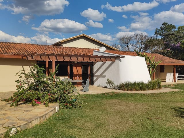 Foto do Casa - Casa térrea para locação no bairro Itapema, em Guararema, SP | Resolve Imóveis