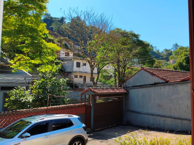 Casa com 700m² 2 quartos e 1 banheiro, à venda, no bairro Quarteirão Ingelheim em Petrópolis