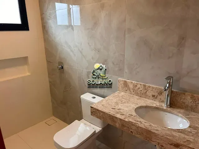 Casa com 156m² 3 quartos e 4 banheiros, à venda, no bairro Residencial Parqville Jacarandá em Aparecida de Goiânia