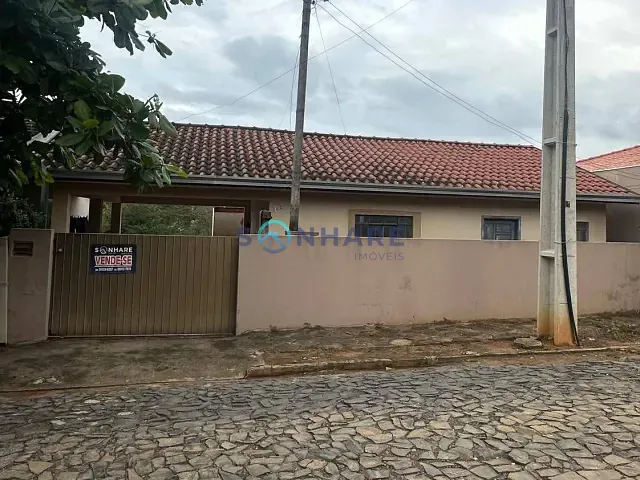 Casa com 300m² 2 quartos e 1 banheiro, à venda, no bairro Nova Tomazina em Tomazina