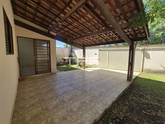 Casa com 252m² 3 quartos e 1 banheiro, à venda, no bairro Parque do Sol em Guaratinguetá
