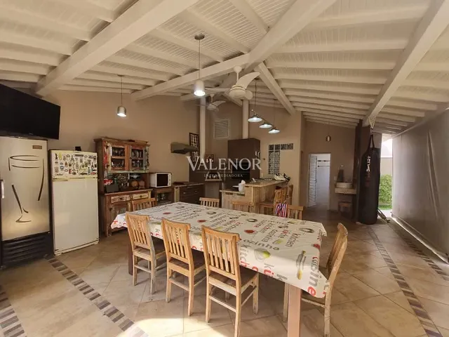 Casa 4 quartos e 5 banheiros, à venda, no bairro Portal do Paraíso II em Jundiaí