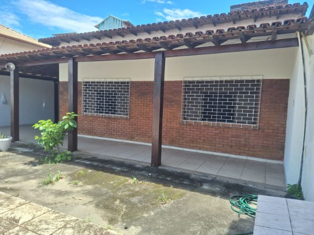 Casa com 360m² 4 quartos e 3 banheiros, à venda, no bairro Novo Rio das Ostras em Rio das Ostras