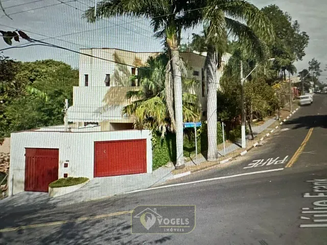 Casa 3 quartos e 5 banheiros, à venda, no bairro Jardim IK II em Jaguariúna