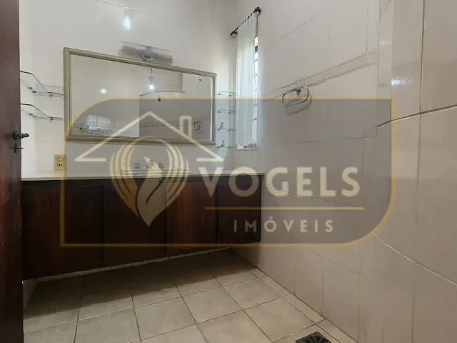 Casa 3 quartos e 5 banheiros, à venda, no bairro Jardim IK II em Jaguariúna