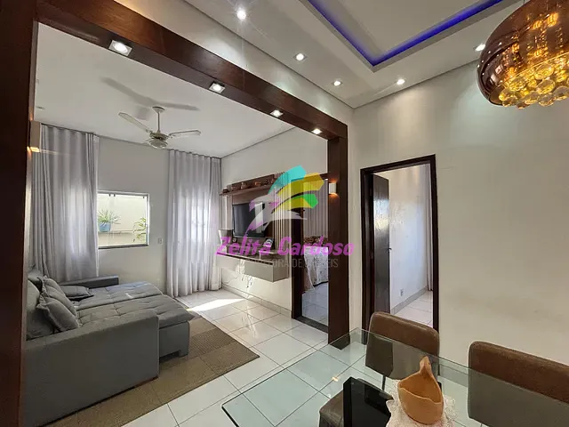 Casa com 250m² 3 quartos e 2 banheiros, à venda, no bairro Jardim Verona em Ribeirão das Neves