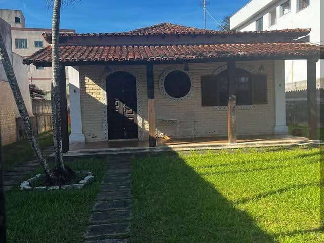 Casa com 490m² 3 quartos e 2 banheiros, à venda, no bairro Balneário Remanso em Rio das Ostras