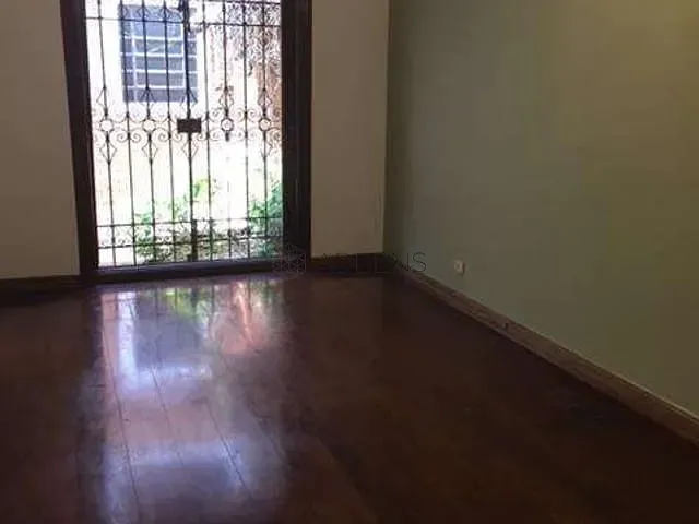 Casa com 330m² 3 quartos e 3 banheiros, à venda, no bairro Campo Belo em São Paulo