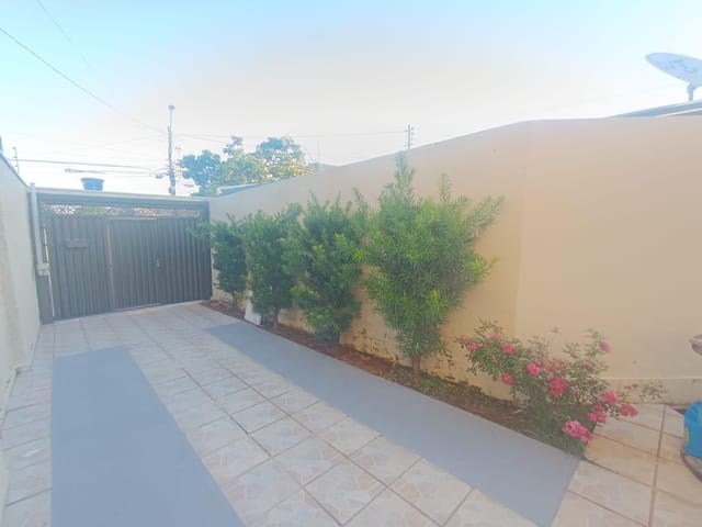 Casa para locação, Jardim das Esmeraldas, Goiânia, GO