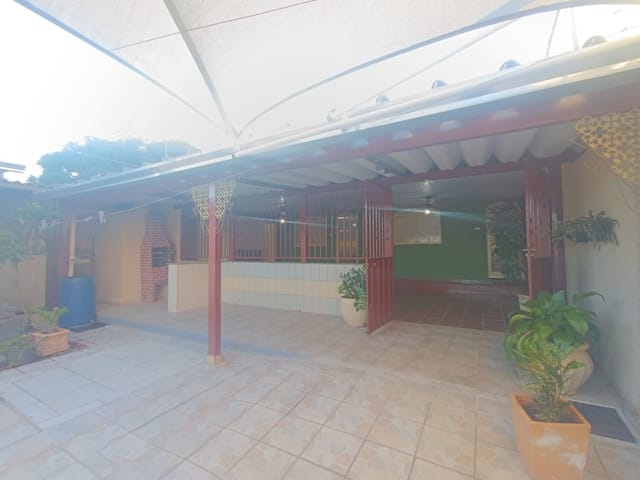 Casa para locação, Jardim das Esmeraldas, Goiânia, GO