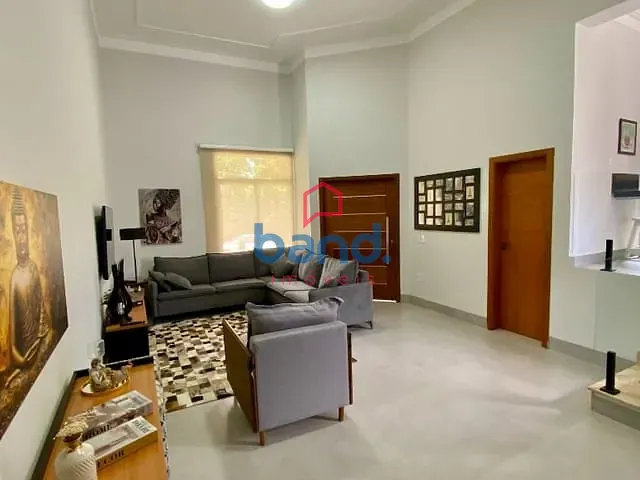 Casa com 250m² 3 quartos e 2 banheiros, à venda, no bairro Portal Vale do Sol em Porto Feliz