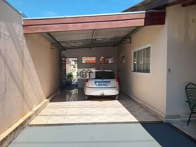 Casa 2 quartos e 2 banheiros, à venda, no bairro Parque Hipódromo em Bauru