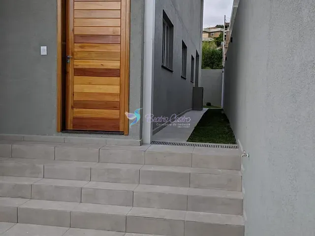 Casa com 150m² 3 quartos e 3 banheiros, à venda, no bairro Jardim Maristela em Atibaia