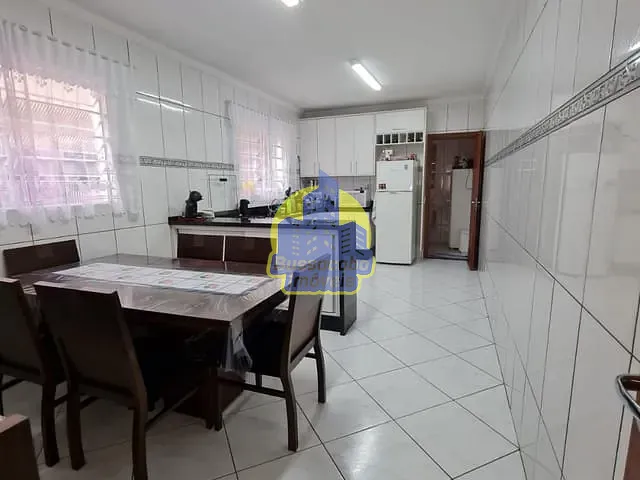 Casa com 150m² 3 quartos e 3 banheiros, à venda, no bairro Veloso em Osasco