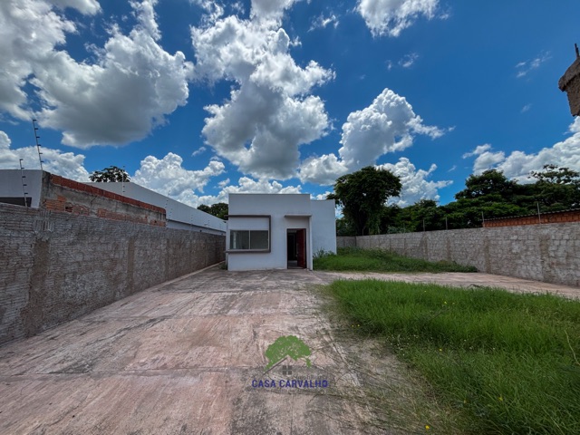 Casa 3 quartos e 1 banheiro, à venda, no bairro Maria Leite em Corumbá