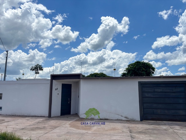 Casa 3 quartos e 1 banheiro, à venda, no bairro Maria Leite em Corumbá