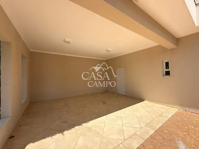 Casa com 600m² 4 quartos e 6 banheiros, para alugar, no bairro Jardim Theodora em Itu