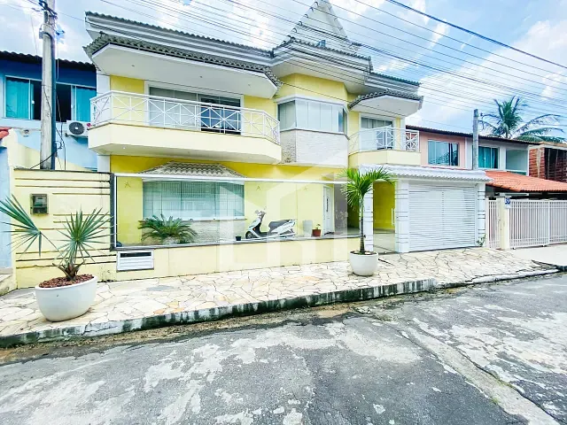 Casa com 180m² 4 quartos e 4 banheiros, à venda, no bairro Parque Horizonte em Nova Iguaçu