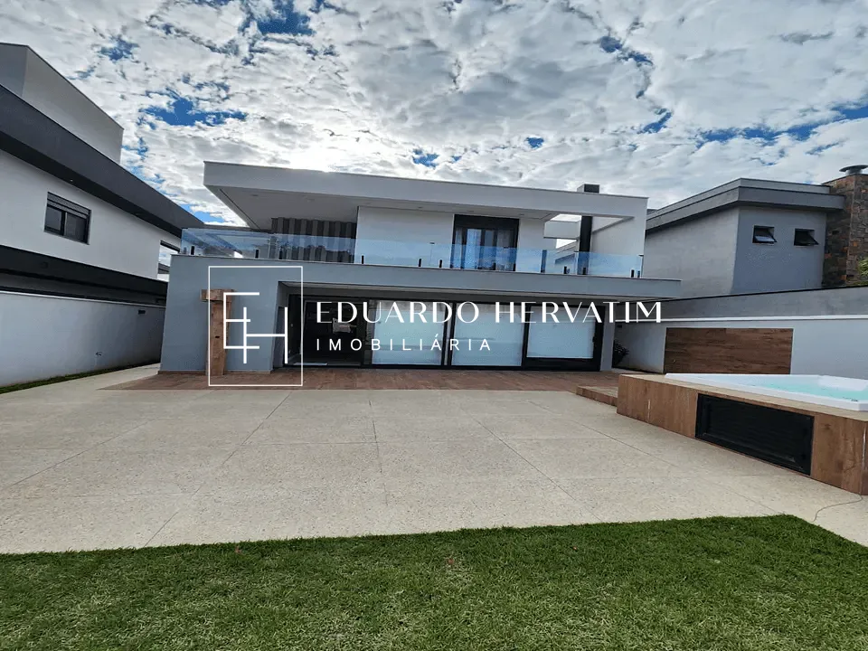 Casa, 3 quartos, 270 m² - Foto 2