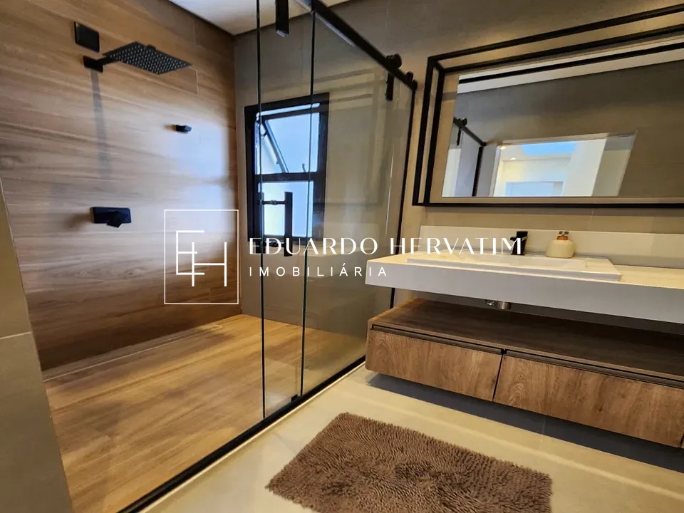Casa, 3 quartos, 270 m² - Foto 22