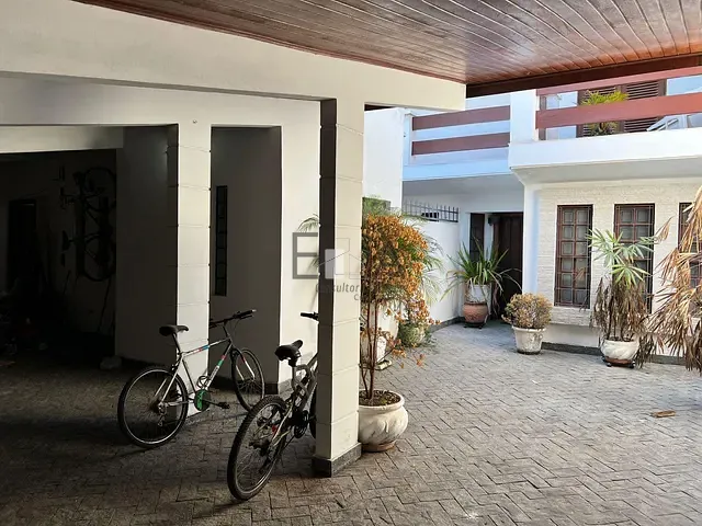 Casa com 348m² 3 quartos e 4 banheiros, à venda, no bairro Chácara Monte Alegre em São Paulo