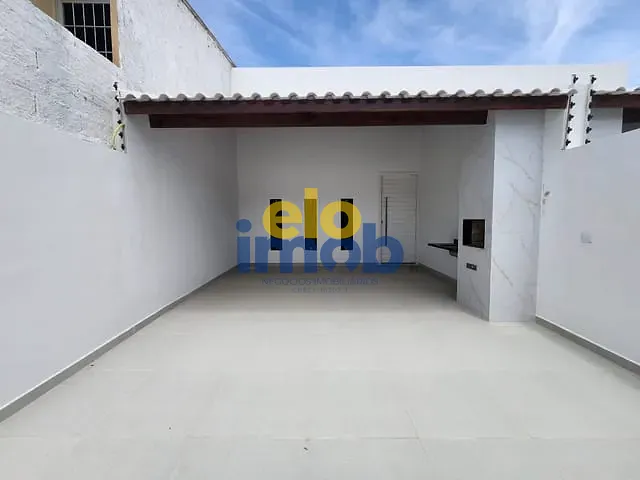 Casa com 128m², à venda, no bairro Luiz Gonzaga em Caruaru