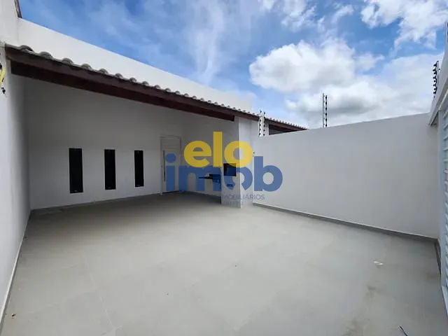 Casa com 128m², à venda, no bairro Luiz Gonzaga em Caruaru