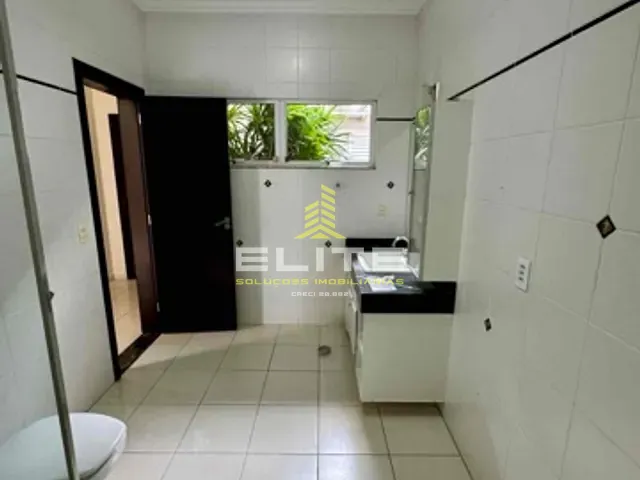 Casa 3 quartos e 1 banheiro, à venda, no bairro Recanto dos Pássaros em Sorriso