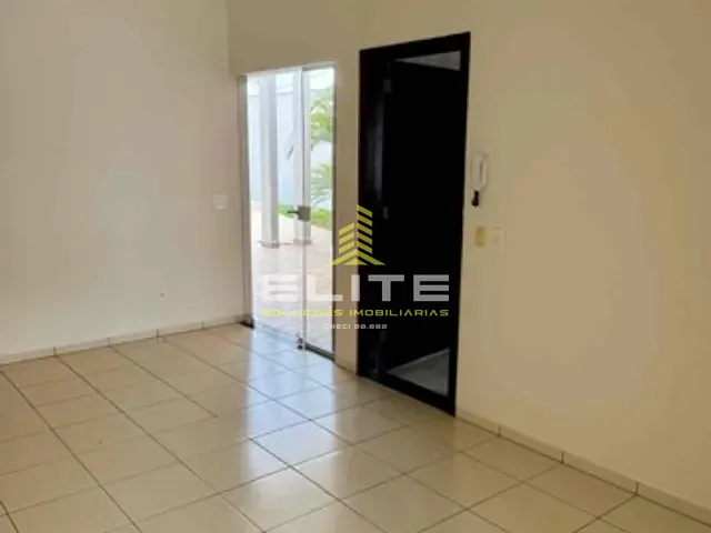 Casa 3 quartos e 1 banheiro, à venda, no bairro Recanto dos Pássaros em Sorriso