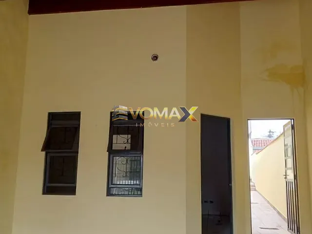 Casa 2 quartos e 1 banheiro, à venda, no bairro Jardim Paulista em Itapetininga