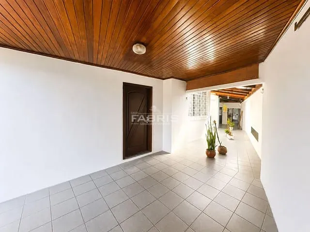 Casa 3 quartos e 3 banheiros, à venda, no bairro Vila Elizabeth em Campo Largo