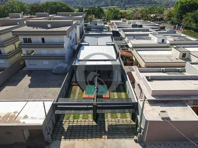 Casa com 300m² 3 quartos e 4 banheiros, à venda, no bairro Ressaca em Atibaia