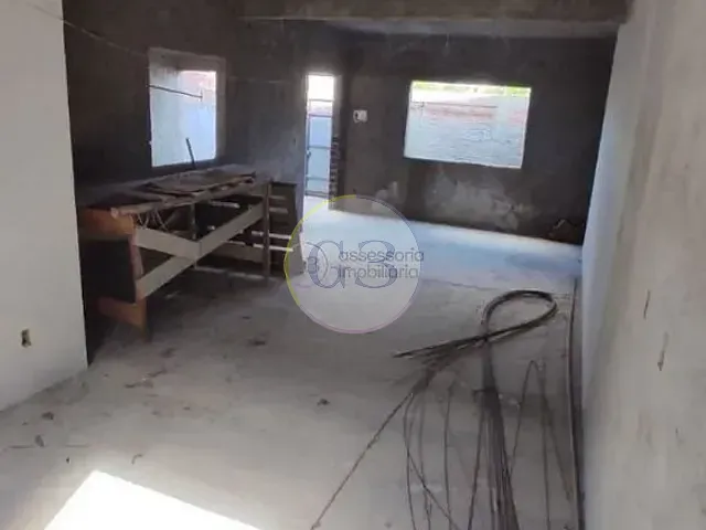 Casa 2 quartos e 1 banheiro, à venda, no bairro Três Vendas em Pelotas