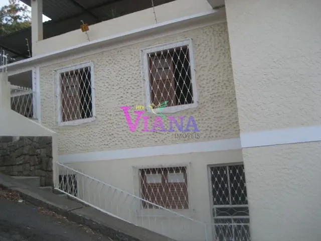 Casa com 240m² 3 quartos e 1 banheiro, à venda, no bairro Sumaré em Cachoeiro de Itapemirim